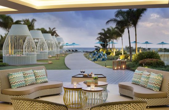 The Lind Boracay: +36 Lobby Lounge and Walkway
