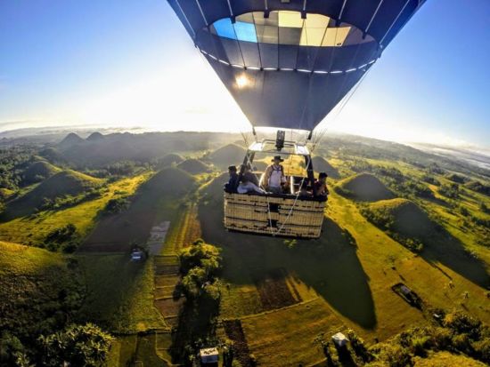Bohol Beach Club:  Hot Air Balloon