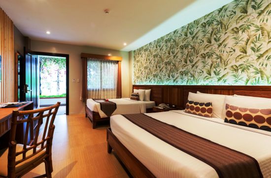 Bohol Beach Club:  Deluxe Green | 1 Queen + 1 Single Bed