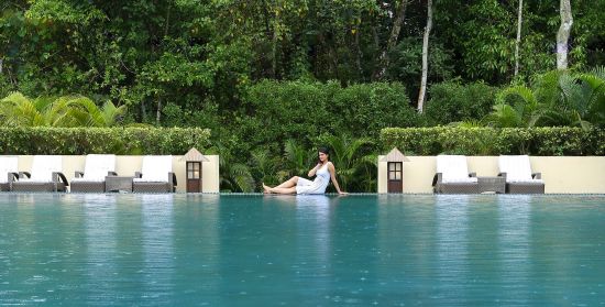 Carnoustie Ayurveda & Wellness Resort à Mararikulam:  Pool