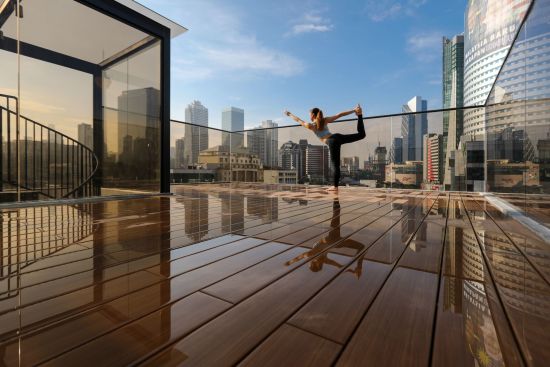 The Chow Kit à Kuala Lumpur:  Yoga Deck