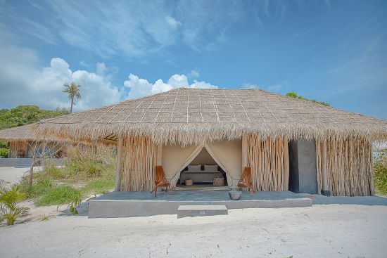 Tamu Koh Rong:  Seafront Tent