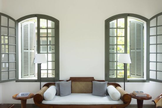Amantaka à Luang Prabang:  Suite | Living Area Interior
