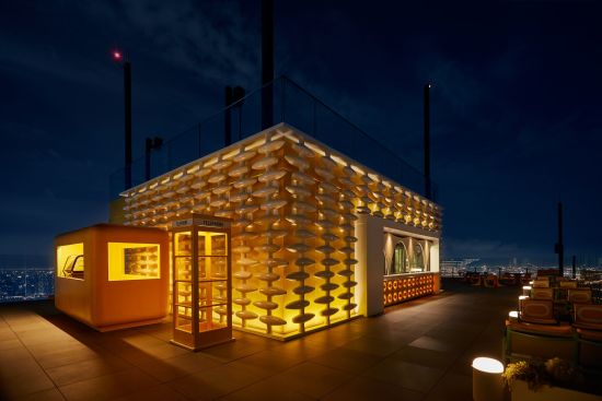 The Standard, Bangkok Mahanakhon:  Sky Beach