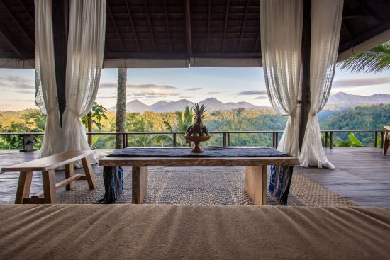Buahan, a Banyan Tree Escape à Ubud:  Buahan Valley Pool Bale | View from the sofa