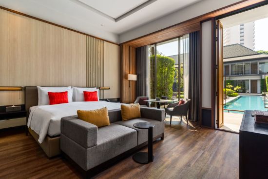 Villa Deva Resort & Hotel in Bangkok:  Executive Suite Pool Access