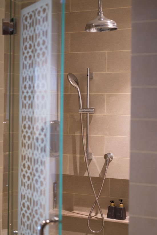 Anantara Desaru Coast Resort & Villas: Guest Room | Bathroom Shower