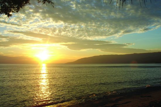 Le paradis inconnu du Timor-Leste de Dili: Com Beach: