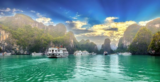 Les hauts lieux du Vietnam de Hanoi: Halong Bay