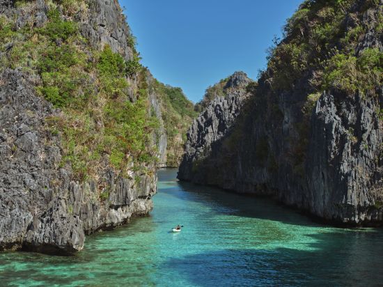 El Nido Resorts Miniloc Island à Palawan:  Kayaking at the Big Lagoon