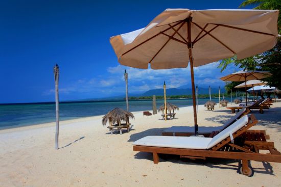 Tugu Lombok:  Sire Beach