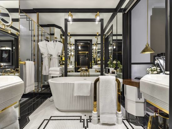 Capella Hanoi:  Premier Room | Bathroom