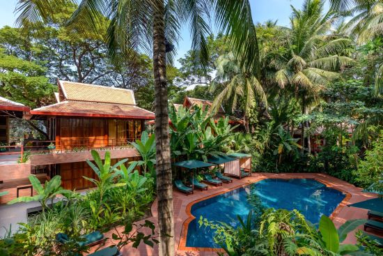 Angkor Village Hotel à Siem Reap:  Freeform Pool