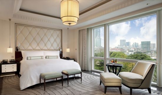 The Peninsula Shanghai:  Grand Deluxe Suite