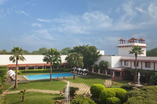 Trident à Agra:  Exterior