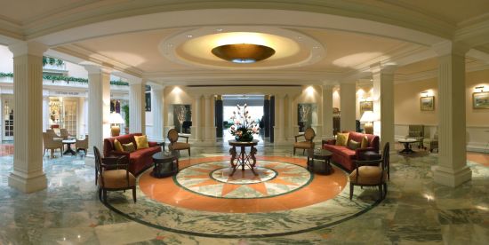 The Claridges in Delhi:  Lobby