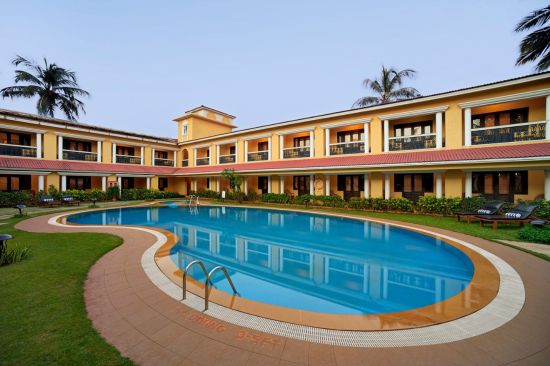 Casa De Goa Boutique Resort:  Pool