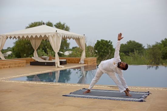 SUJÁN The Serai à Désert du Thar:  Yoga