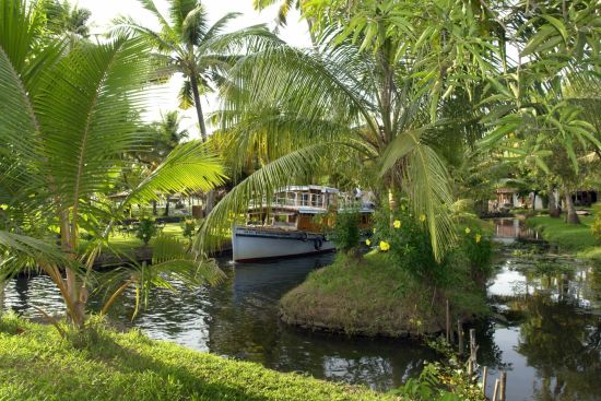 Coconut Lagoon à Kumarakom:  Garden at Coconut Lagoon