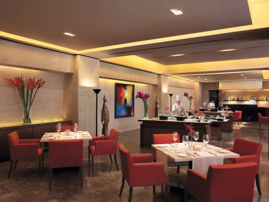 The Oberoi, Mumbai:  Fenix