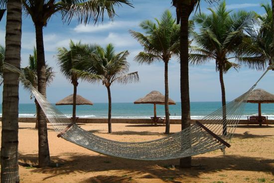 Radisson Blu Resort, Temple Bay Mamallapuram in Mahabalipuram: beach: 