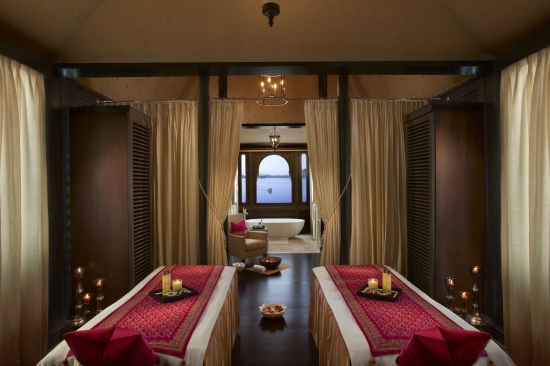 The Leela Palace à Udaipur:  ESPA The Spa Couple Treatment Room