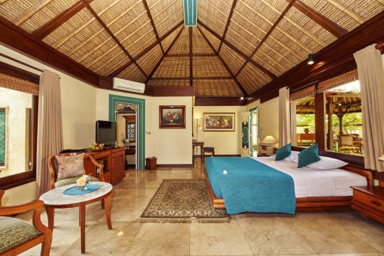 Puri Bagus Lovina in Nordbali:  Duplex Suite with Plunge Pool