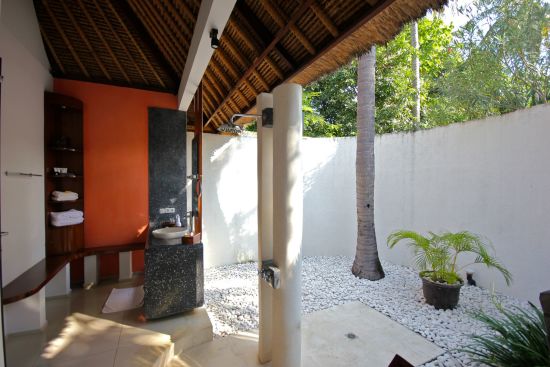 Siddhartha Oceanfront Resort & Spa in Ostbali:  2-Bedroom Oceanfront Pool Villa
