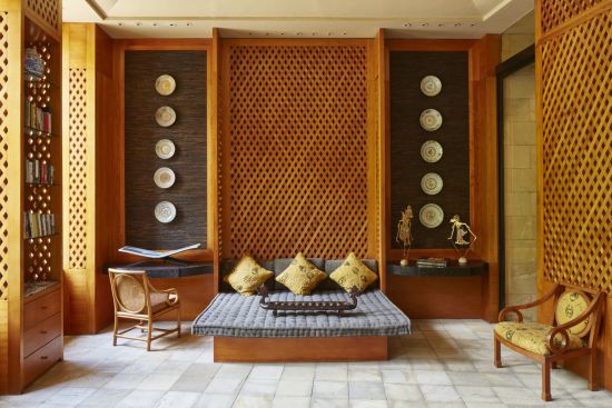 Amanjiwo in Yogyakarta:  Library