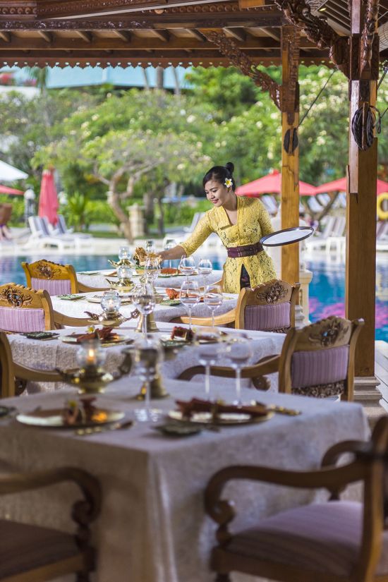 Nusa Dua Beach Hotel & Spa-Handwritten Collection in Südbali:  Raja's Balinese Cuisine