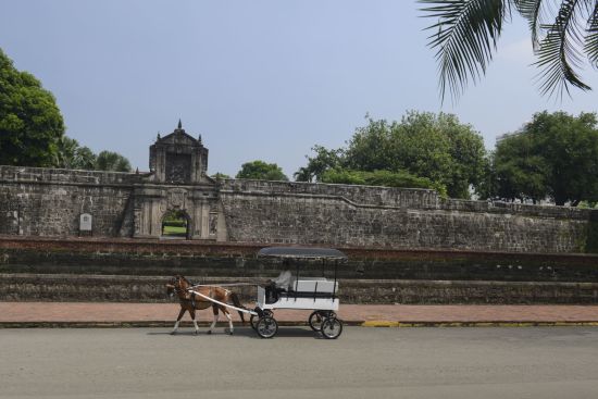 Im Jeepney durch Manila: Manila Intramuros