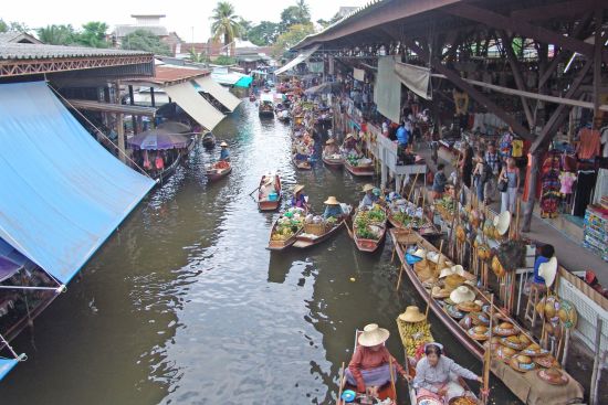 Rail­way Market, marché flottant & vie villageoise à Bangkok: Damnoen Saduak Floating Market
