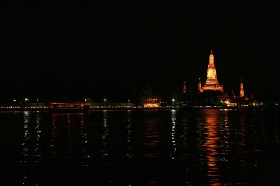 Chao Phraya by Night à Bangkok: Bangkok
