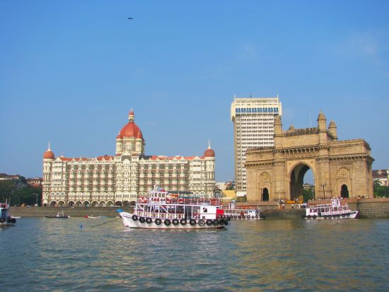 Les emblèmes de Mumbai: Gateway of India & The Taj Mahal Palace