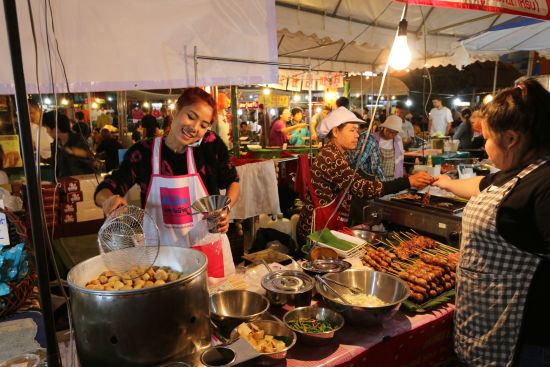 Street Food & Bangkok by Night: Street Food