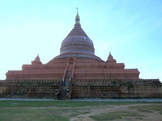 Ursprüngliches Dorfleben am Dohtawaddy Fluss in Mandalay: Shwe Zi Gon Pagoda