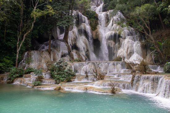 Tuk Tuk Stadtrundfahrt und Kuang Si Wasserfälle in Luang Prabang: Luang Prabang - Kuangsi Waterfall