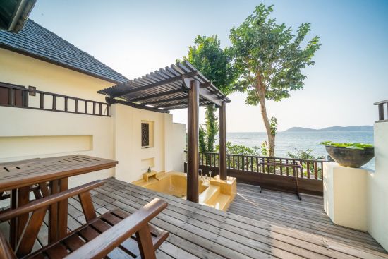 Le Vimarn Cottages & Spa in Ko Samed:  Premier Ocean Hillside