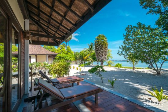 Sivalai Beach Resort in Ko Mook:  Beachfront Family Villa
