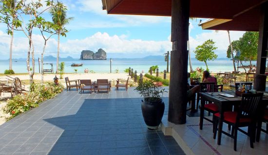 Thanya Resort in Ko Ngai:  Restaurant