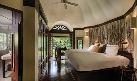 Rayavadee in Krabi:  Pool Pavilion | Twin bed