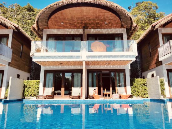 Tup Kaek Sunset Beach Resort in Krabi:  Deluxe Pool Access