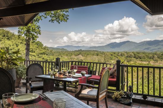 Anantara Golden Triangle Elephant Camp & Resort in Goldenes Dreieck:  Sala Mae Nam