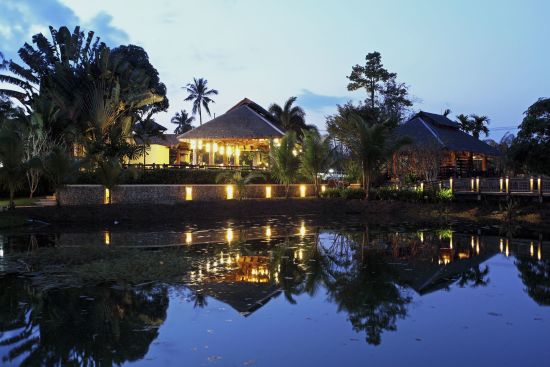 Centara Koh Chang Tropicana in Ko Chang:  Lobby Bar