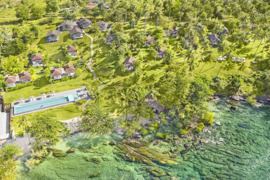 Shantaa Resort in Ko Kood:  aerial view with swimmingpool