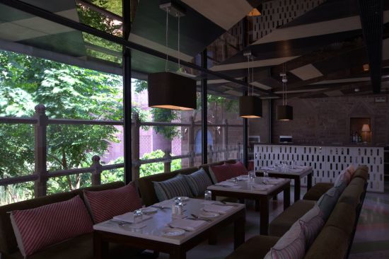 RAAS à Jodhpur:  Darikhana Restaurant-Indoor