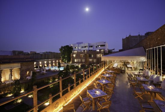 RAAS à Jodhpur:  Darikhana Restaurant Outdoor