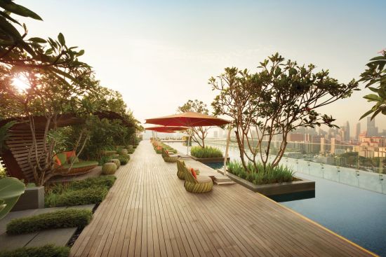 Jen Orchardgateway in Singapur:  Rooftop Infinity Pool