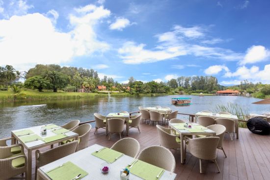 Banyan Tree Phuket:  The Watercourt Restaurant