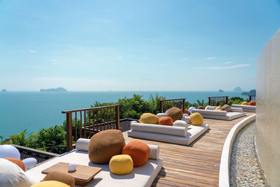 Six Senses Yao Noi à Ko Yao:  The Hilltop Lower Pool Deck